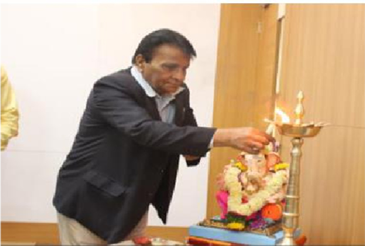 Lamp lighting by Kazi Sir - Guest lectures at S B Patil College of architecture and design